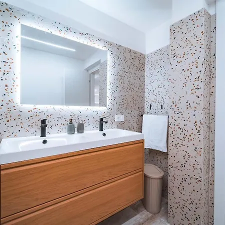 Апартаменти Luxuryresidence Portofino Vistamare&piscina Рапалло