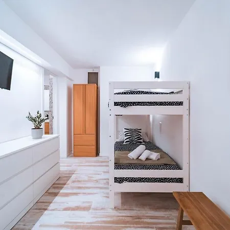 Luxuryresidence Portofino Vistamare&piscina Апартаменти *