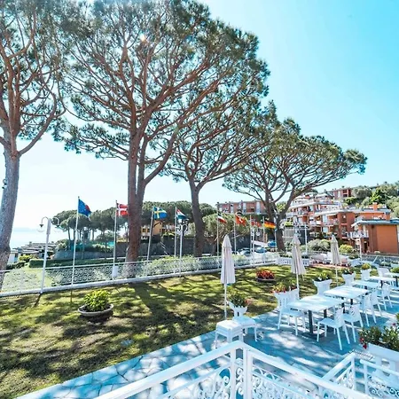 Luxuryresidence Portofino Vistamare&piscina *
