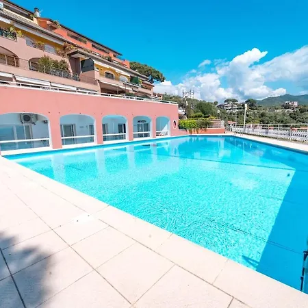 Luxuryresidence Portofino Vistamare&piscina Apartment *