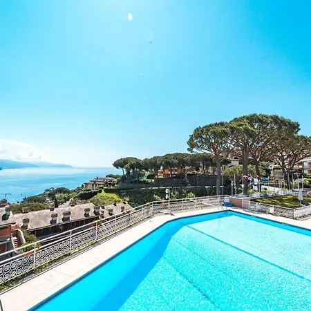 Luxuryresidence Portofino Vistamare&piscina Apartment