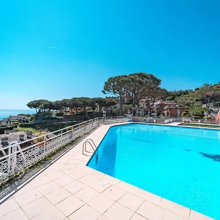 Luxuryresidence Portofino Vistamare&piscina * Рапалло