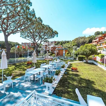 Lejlighed Luxuryresidence Portofino Vistamare&piscina