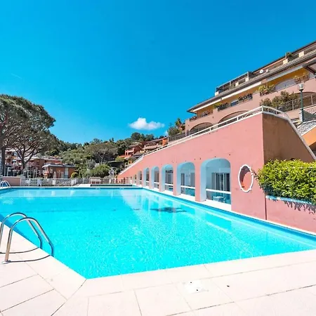 Luxuryresidence Portofino Vistamare&piscina Апартаменти Рапалло